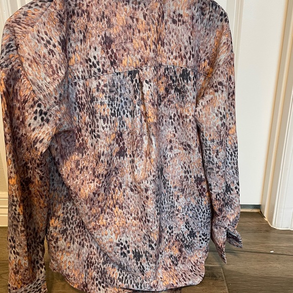 Satin button down shirt - Picture 2 of 4